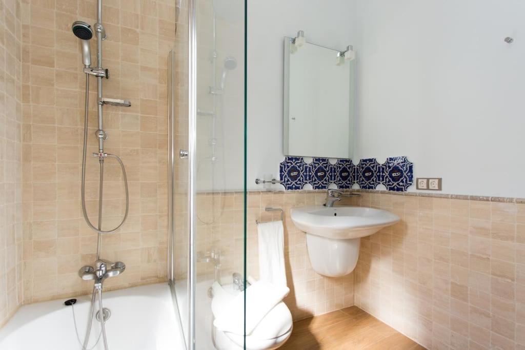 Apartamento En Calle Sierpes Севілья Екстер'єр фото