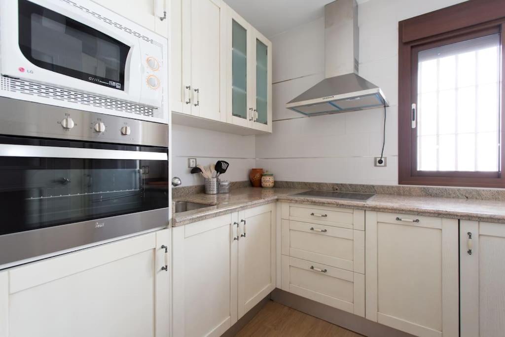 Apartamento En Calle Sierpes Севілья Екстер'єр фото